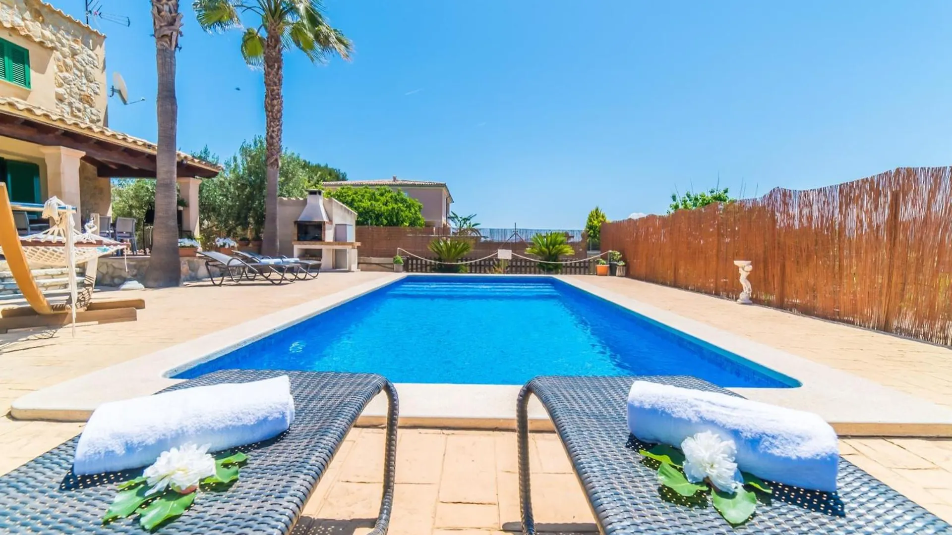 Charming Holiday Home In Majorca Αλκούδια